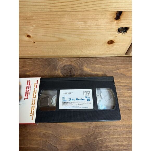 Jerry Maguire VHS Tape 1996 Tom Cruise Renee Zellweger Romance Movie - Picture 4 of 4